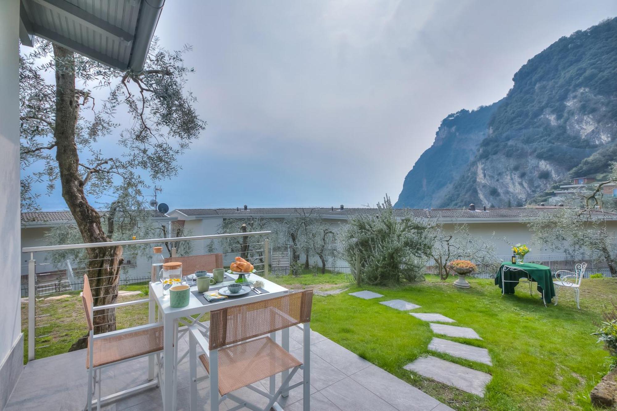 Relais Nanzello Garda Living 1 And 2 Βίλα Limone sul Garda Εξωτερικό φωτογραφία